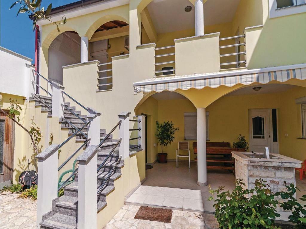 Apartment Roncevic ヴーシ エクステリア 写真